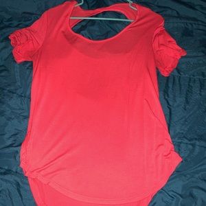 SO, Pink tshirt with a cut out back